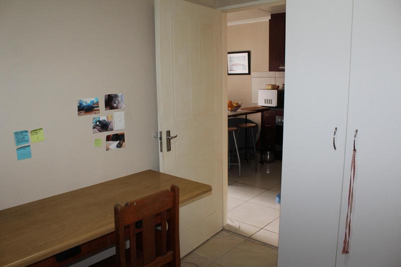 2 Bedroom Property for Sale in Buhrein Western Cape